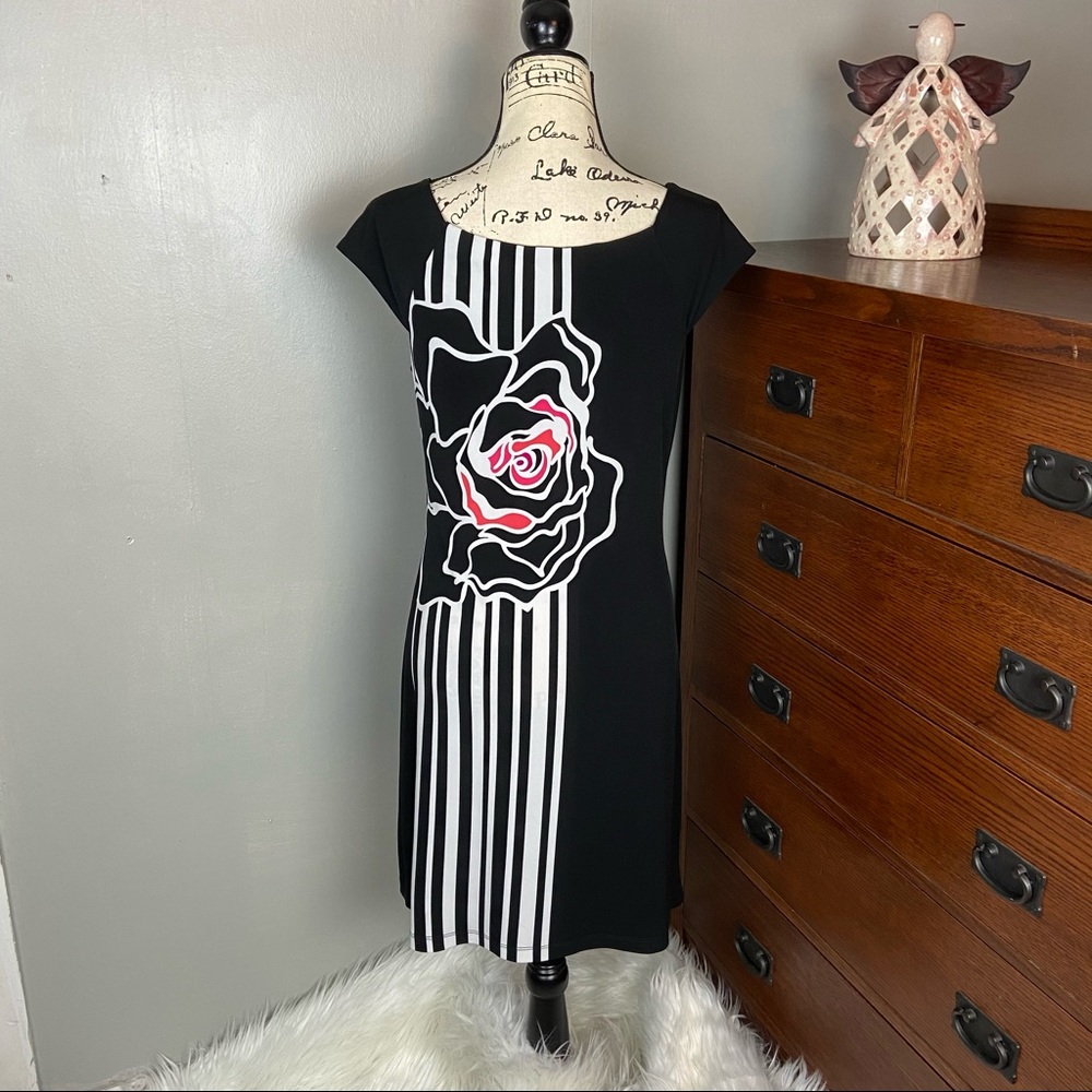 White House Black Market Casual Dress - Picture 7 of 9